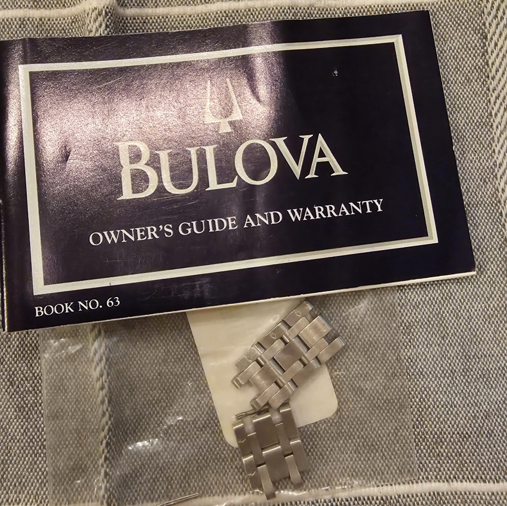 Bulova Silver Watch - Picture 3 of 7